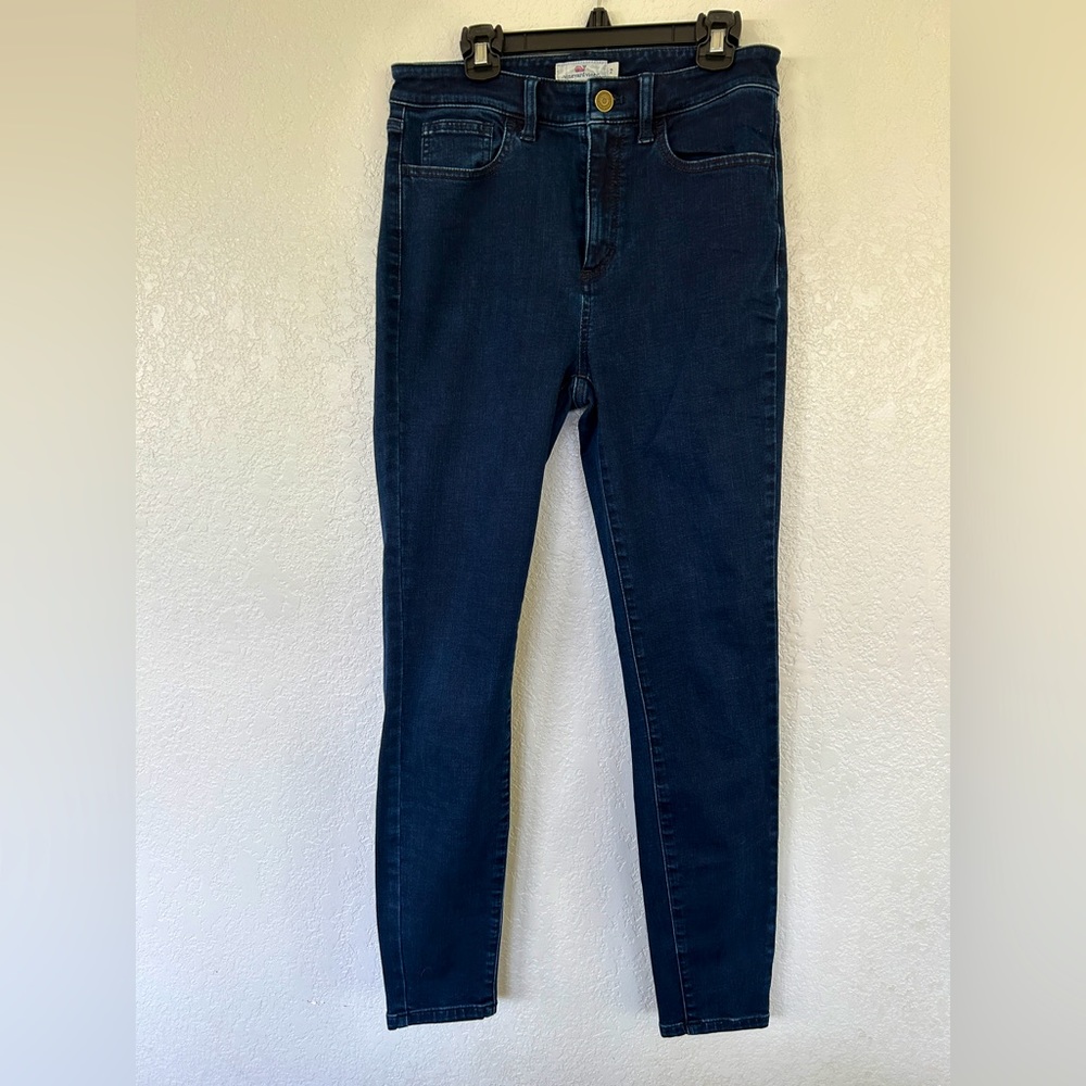 Vineyard Vines Dark Blue Denim Stretch Blue Jeans. Size 2.